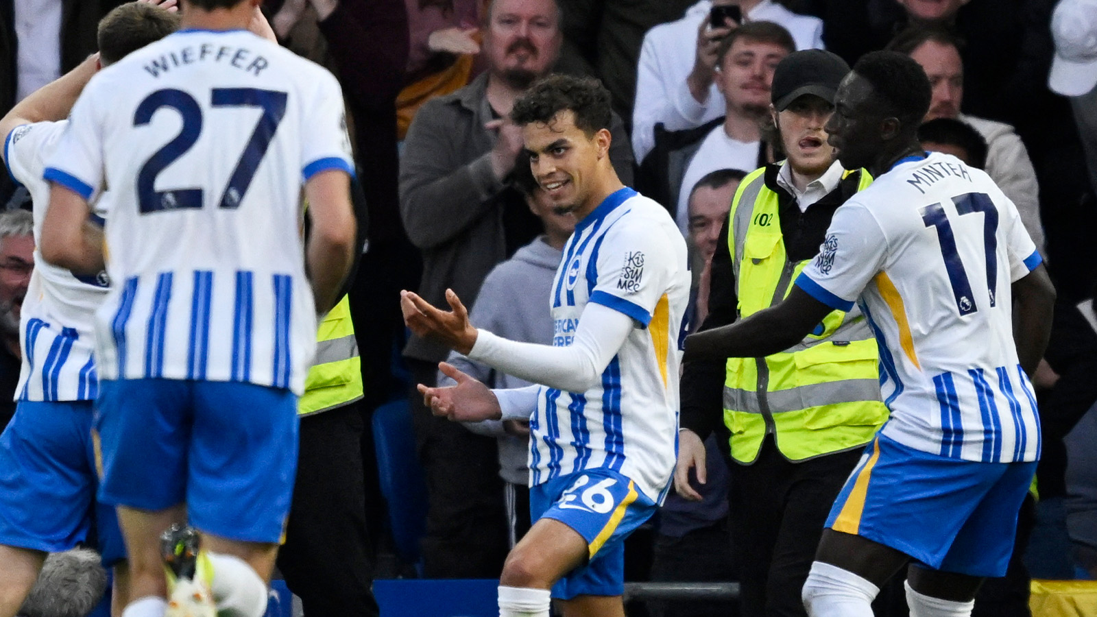 TV: Yasin Ayari slår till mot Liverpool