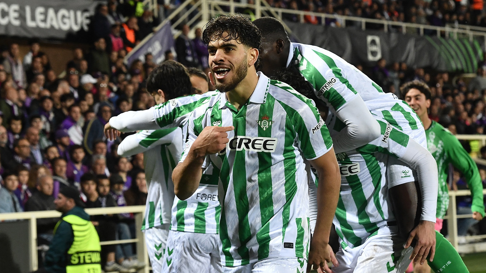 JUST NU: Real Betis slog ut Fiorentina – klara för ECL-final