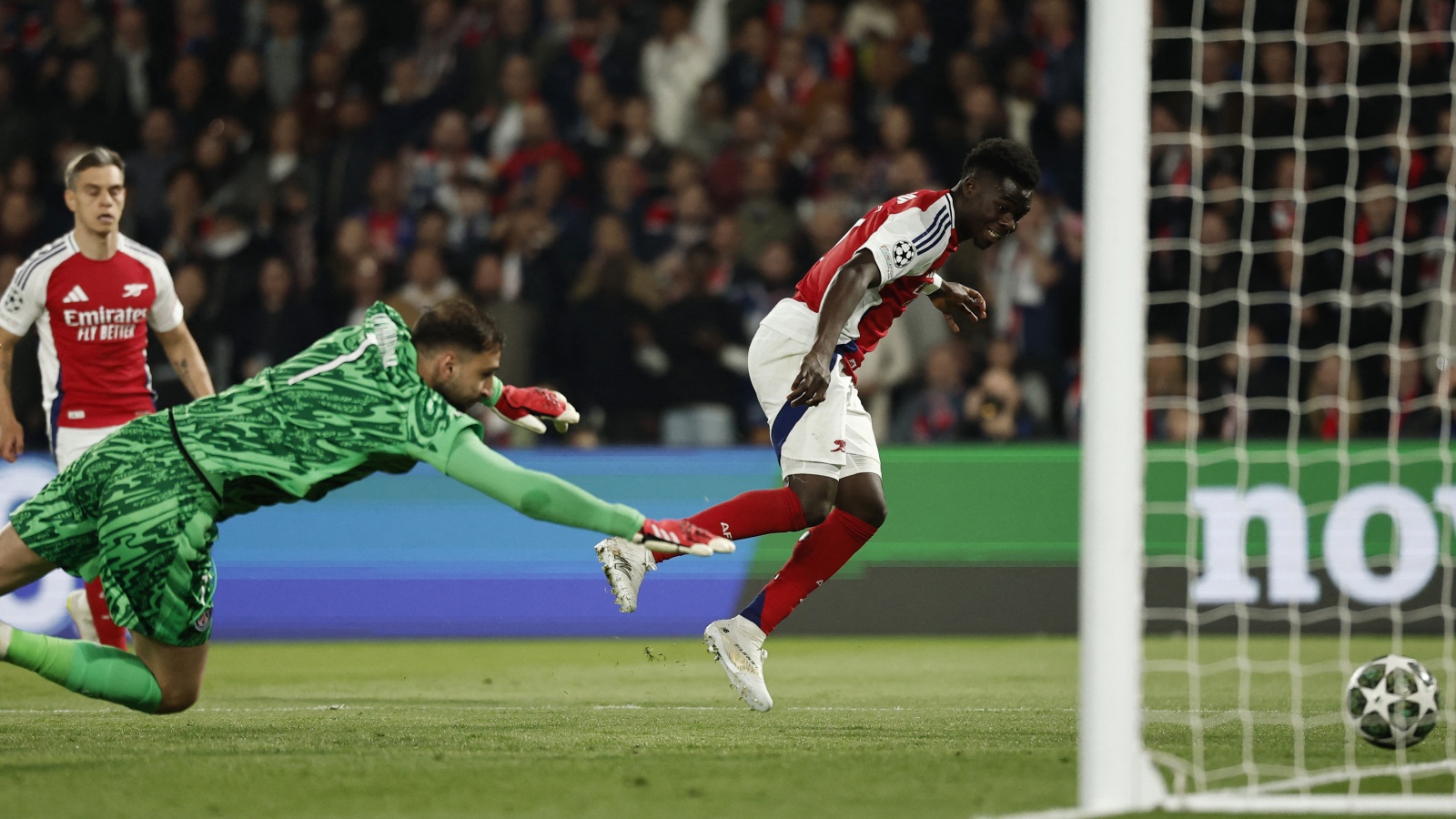 JUST NU: Arsenal reducerar i Paris