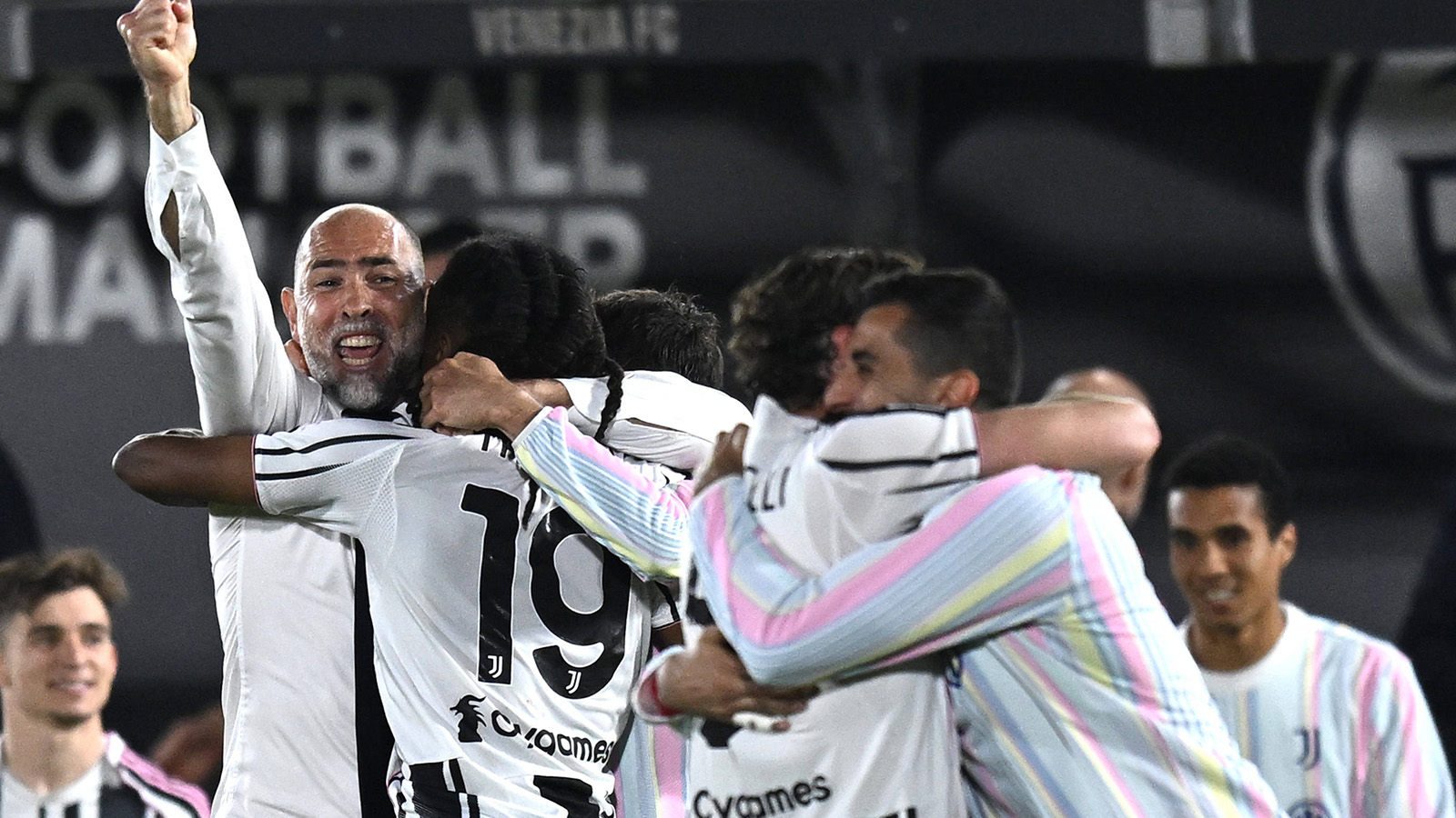 Juventus klara för Champions League – Roma snuvas