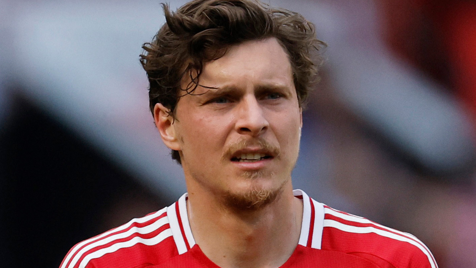 Uppgifter: Besiktas trappar upp jakten på Lindelöf