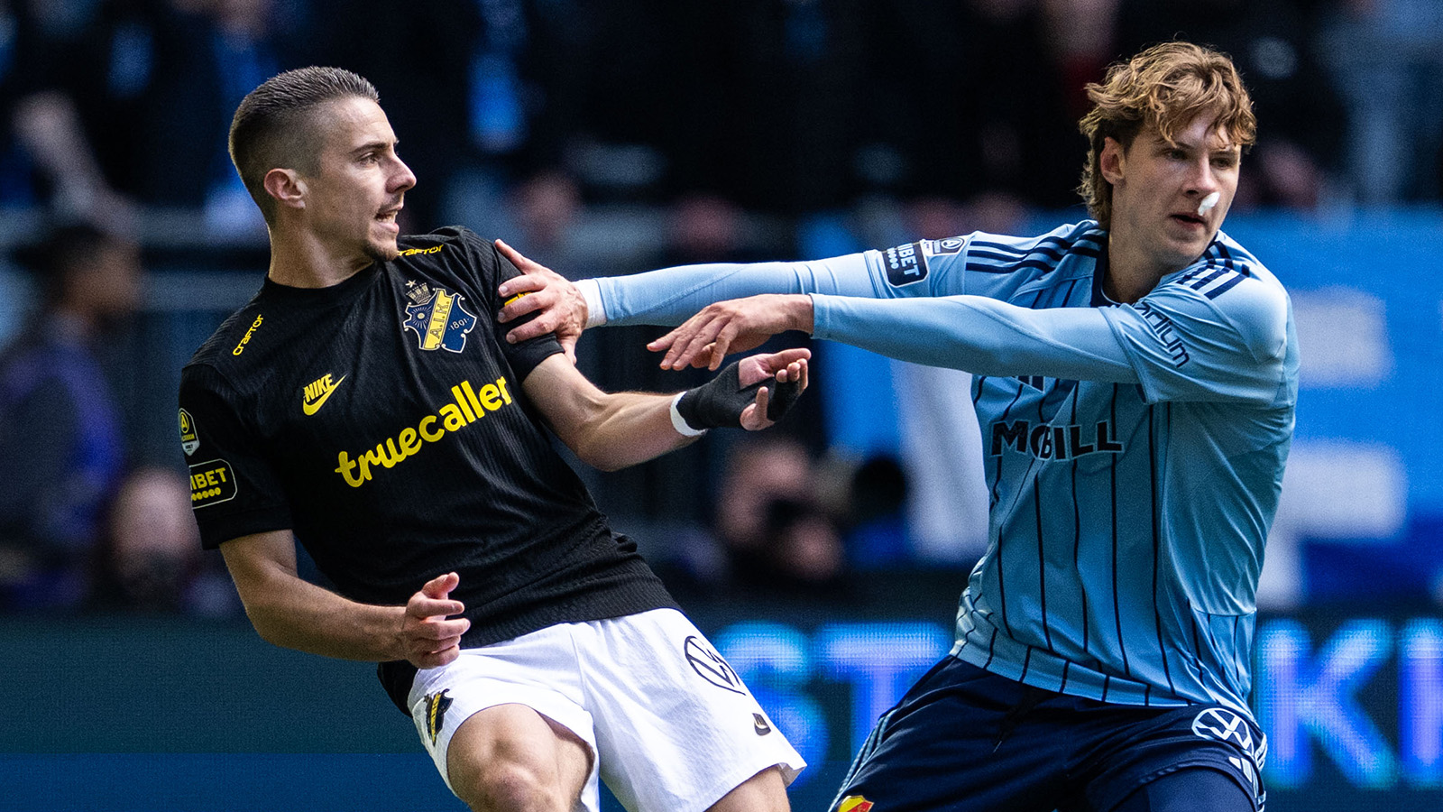 JUST NU: Djurgården missar öppet mål – tror inte sina ögon