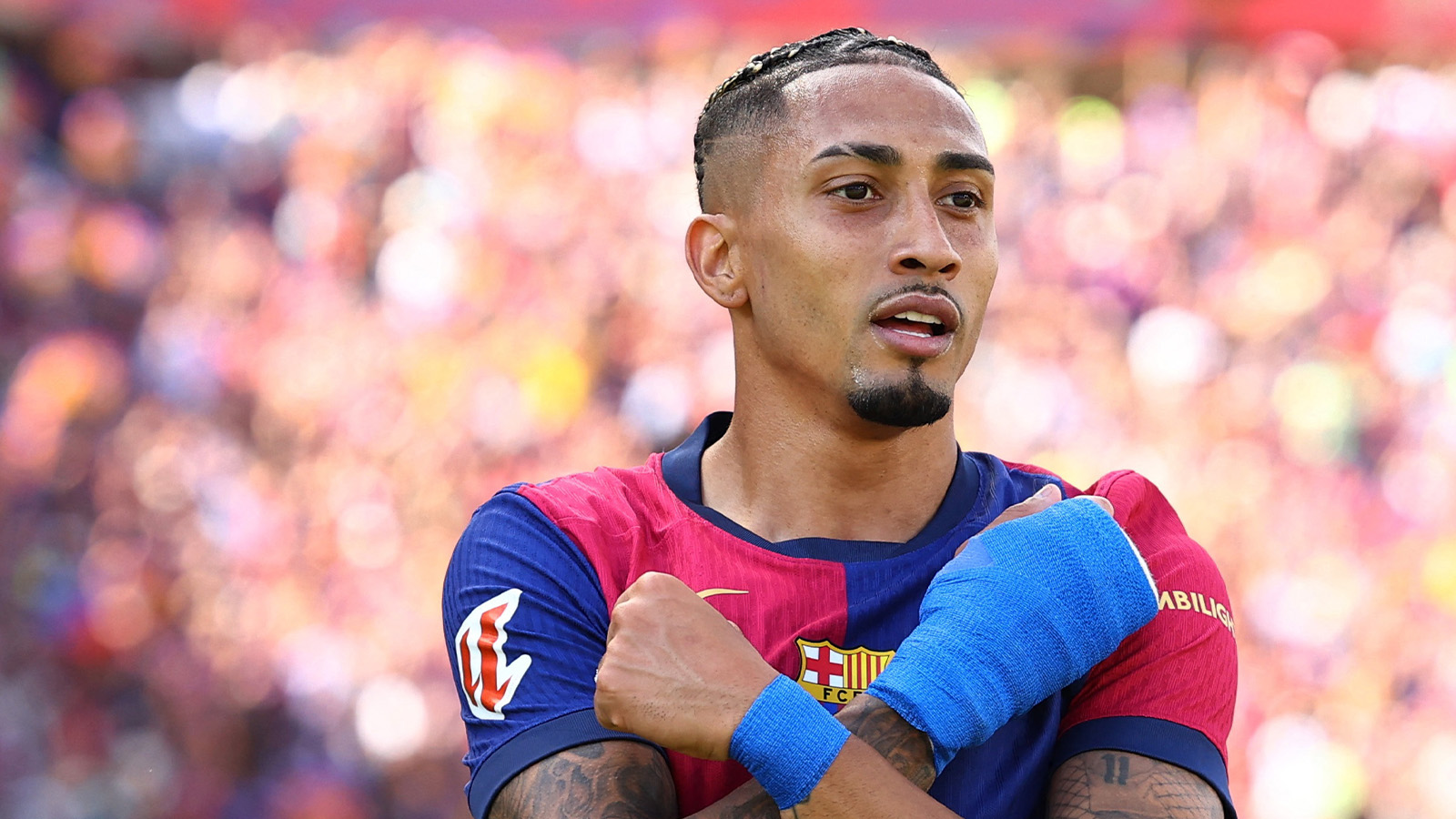 Officiellt: Raphinha stannar i Barcelona