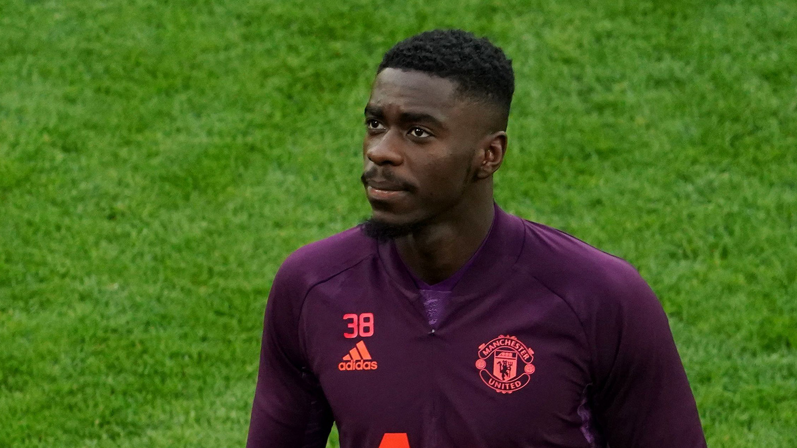 Klart: Tuanzebe fortsätter i Premier League – klar för Burnley