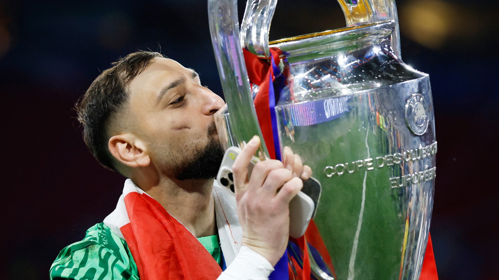 Donnarumma fåordig om framtiden: ”Vi får se”