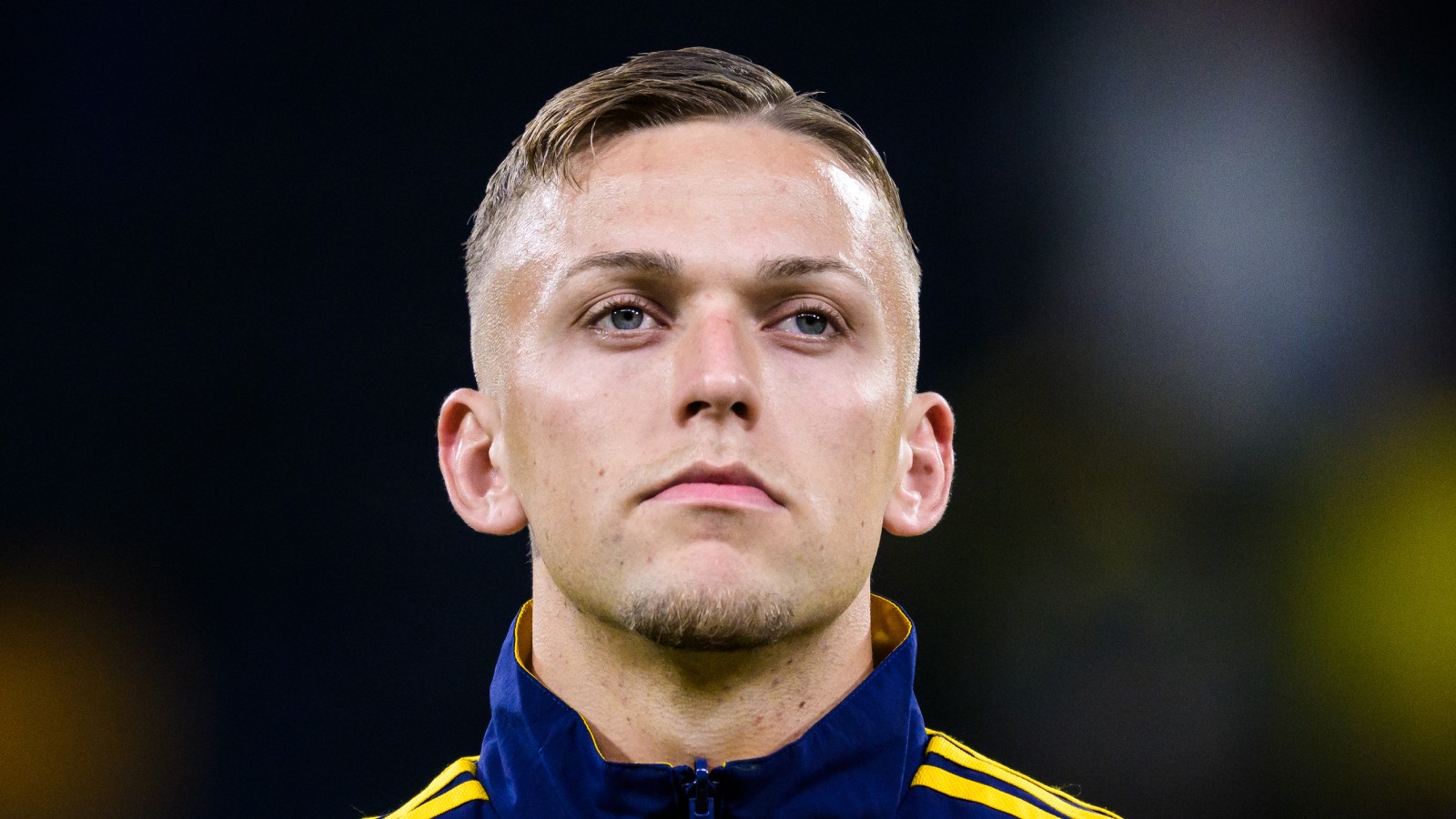 Uppgifter: Jesper Karlsson aktuell för ny utlåning