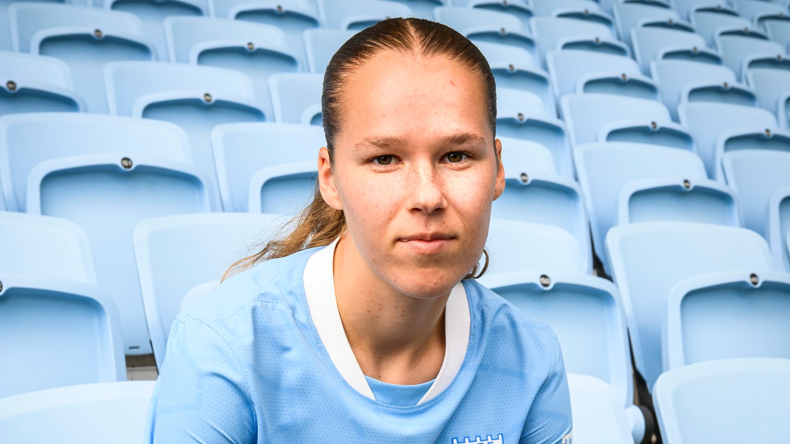 Officiellt: Malmö FF värvar Karoline Olesen