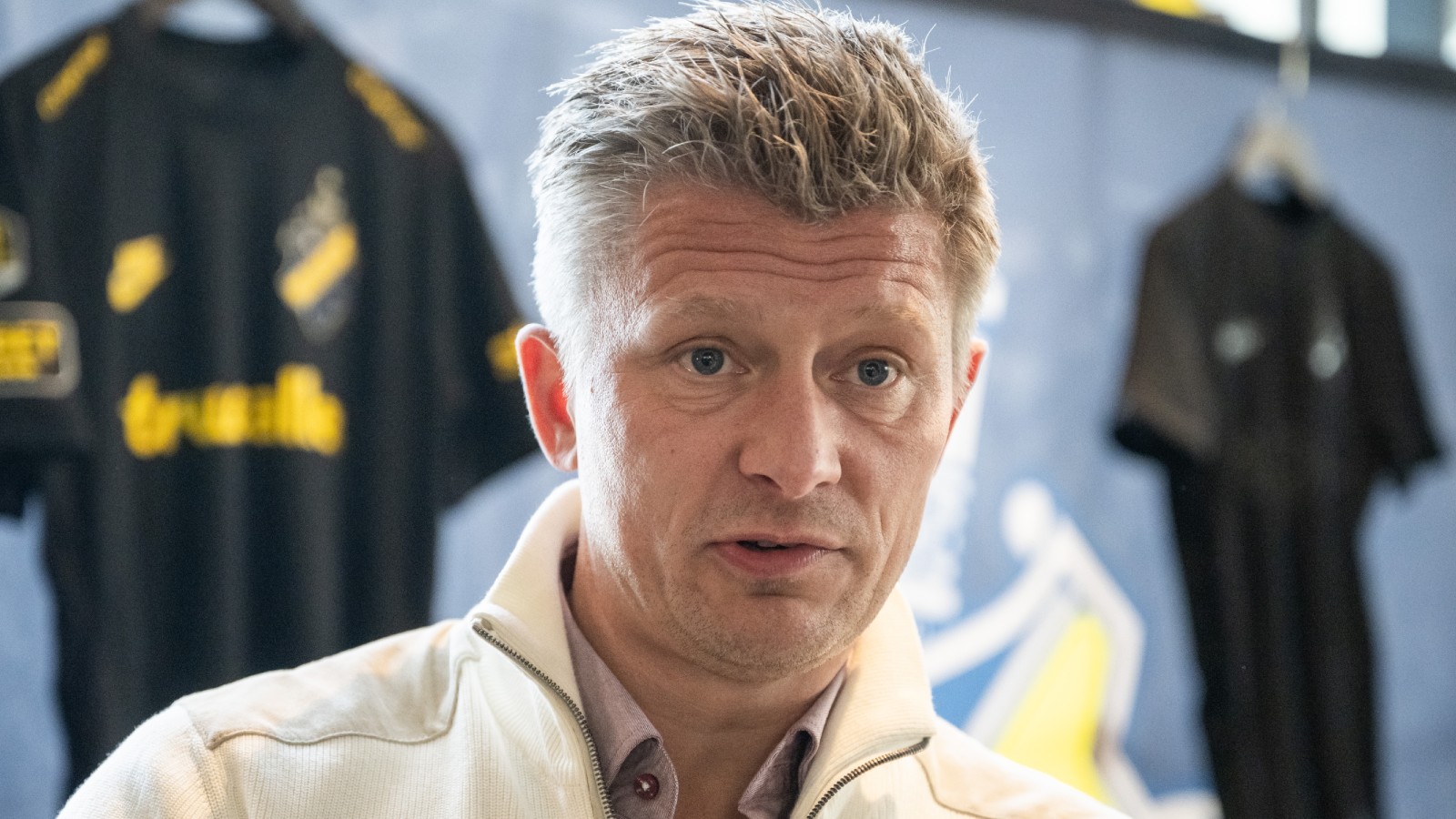 Uppgifter: Utländska klubbar har hört sig för kring Thomassen