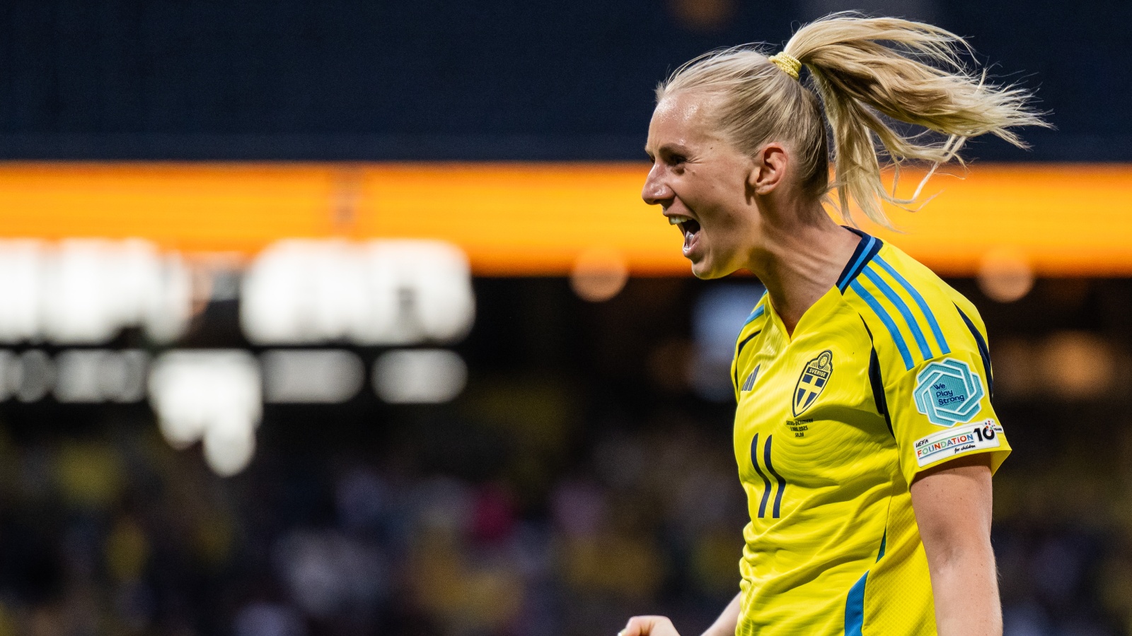 LIVE: Sverige kör över Danmark – Blackstenius med hattrick