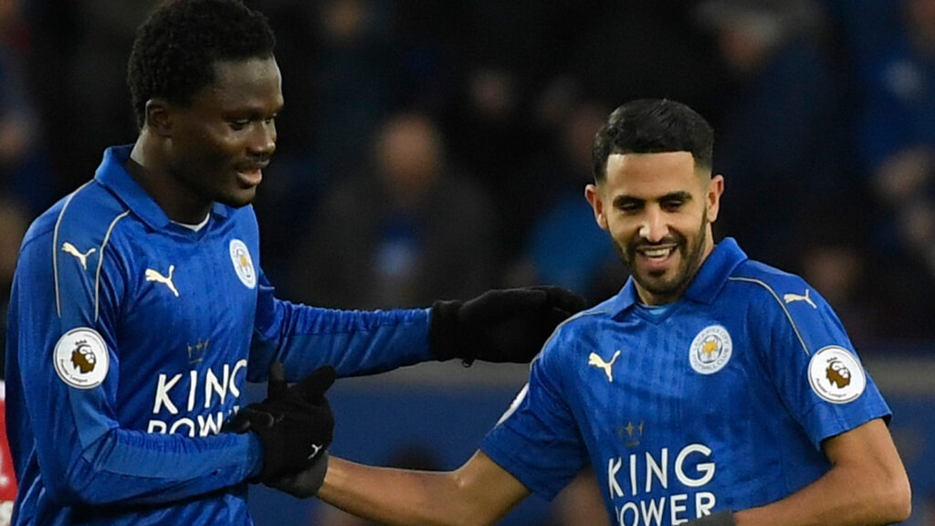 Daniel Amartey och Riyad Mahrez i Leicester 2016.