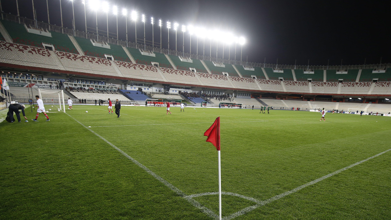 Tre supportrar avlinda och flera skadade – på arena i Algeriet