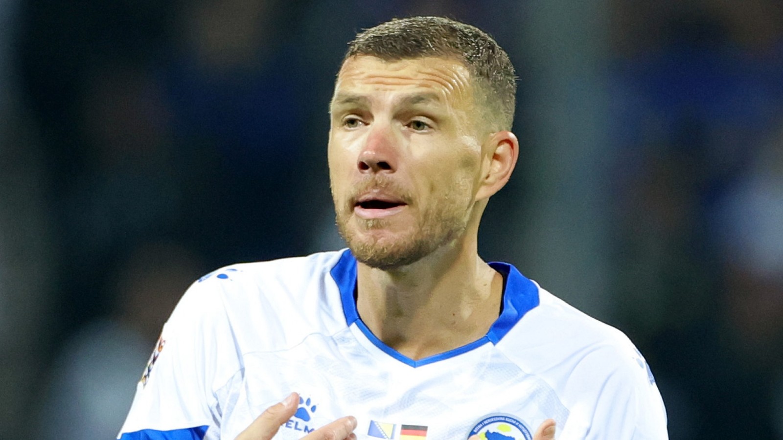 Klart: Edin Dzeko till Fiorentina