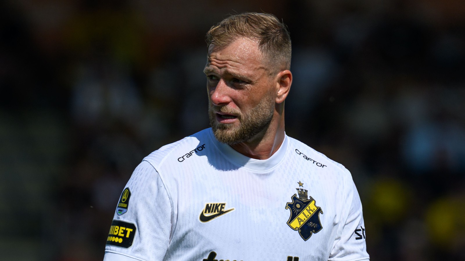 John Guidetti frustrerad: ”Nu är jag bitter”