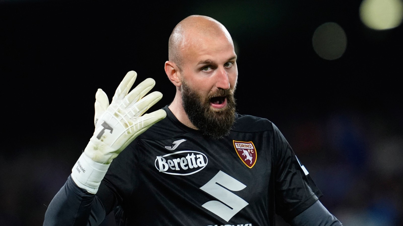 Uppgifter: Leeds överväger att aktivera Milinkovic-Savics utköpsklausul