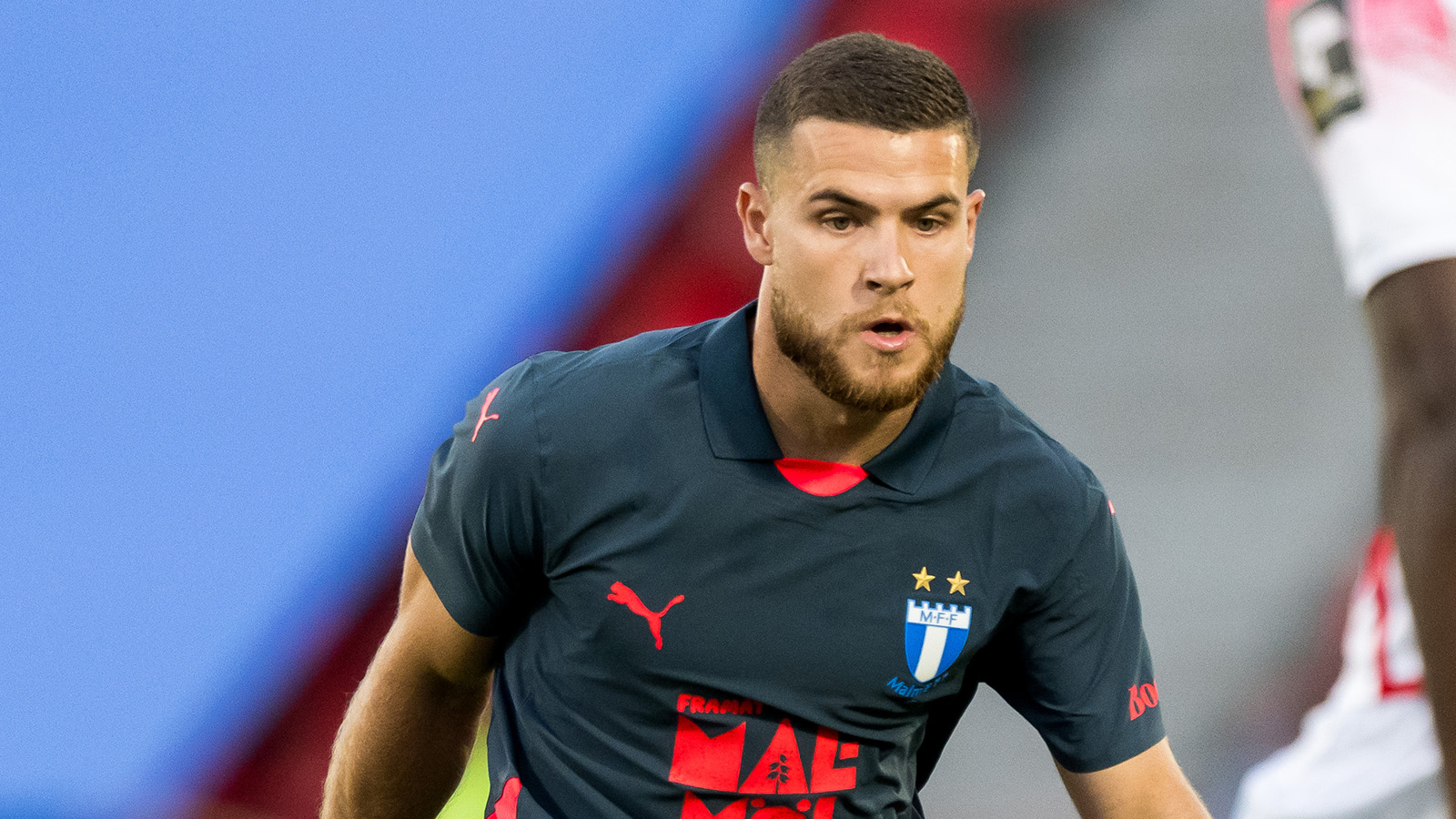 JUST NU: MFF tar ledningen direkt