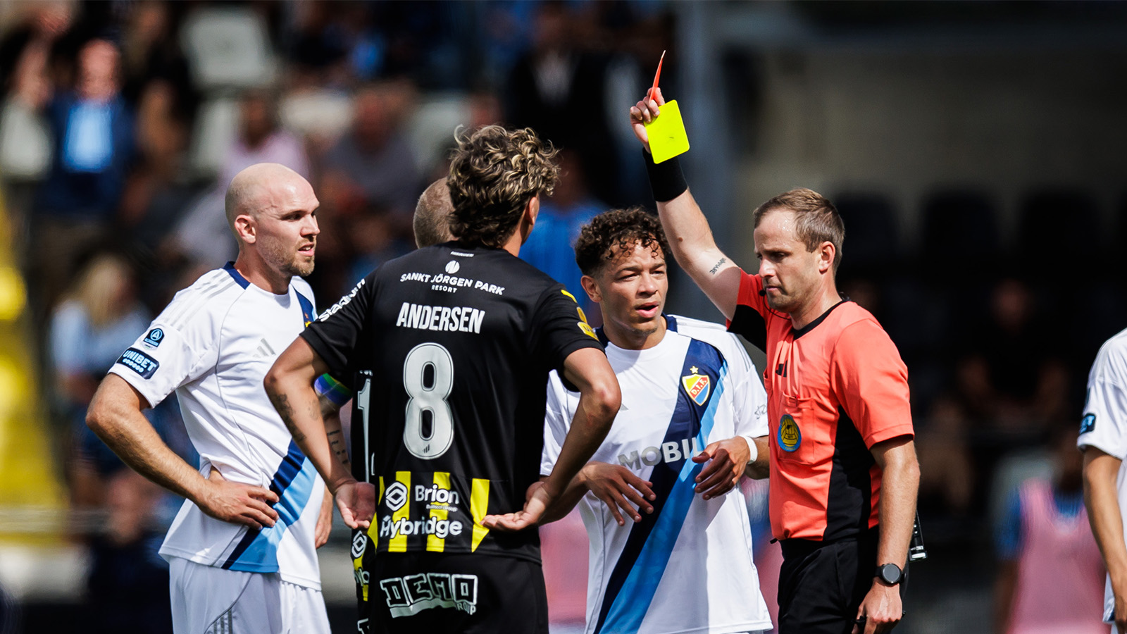 JUST NU: Ny Häcken-utvisning – nere på nio man