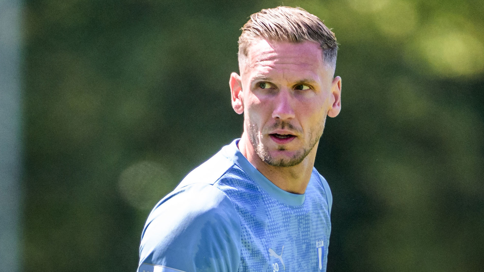JUST NU: Robin Olsen går in från start mot IFK Norrköping