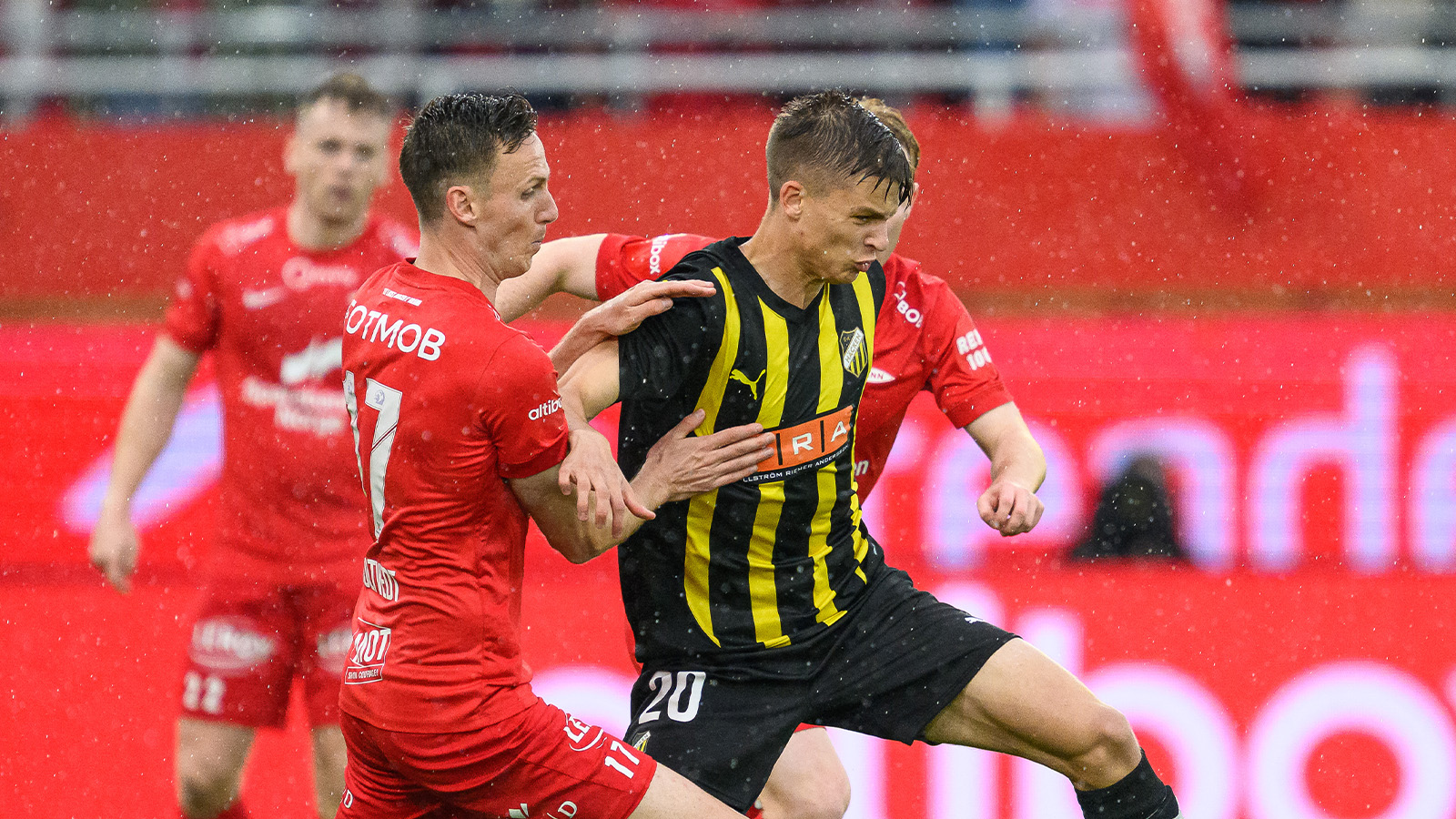 JUST NU: Reducerat i Norge – efter självmål från Brann