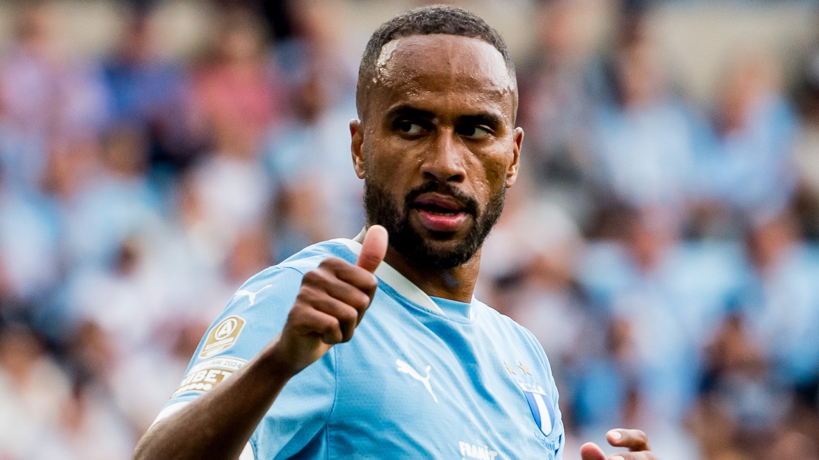 Uppgifter: Urawa Red Diamonds har erbjudit Kiese Thelin kontrakt