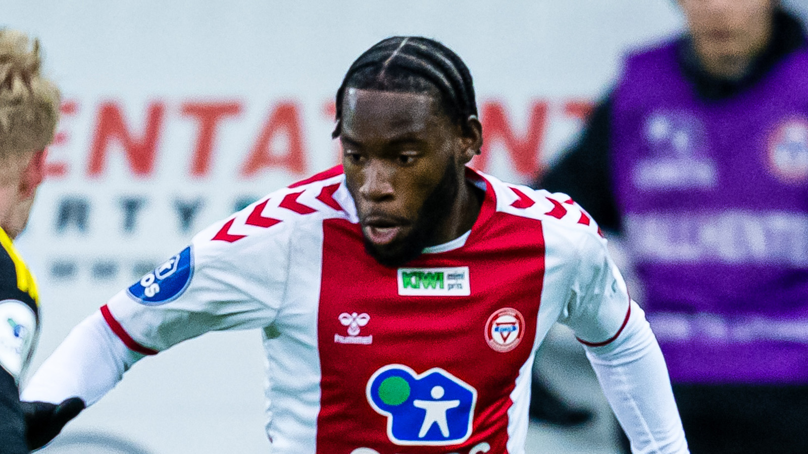 Officiellt: Hammarby värvar Okeke