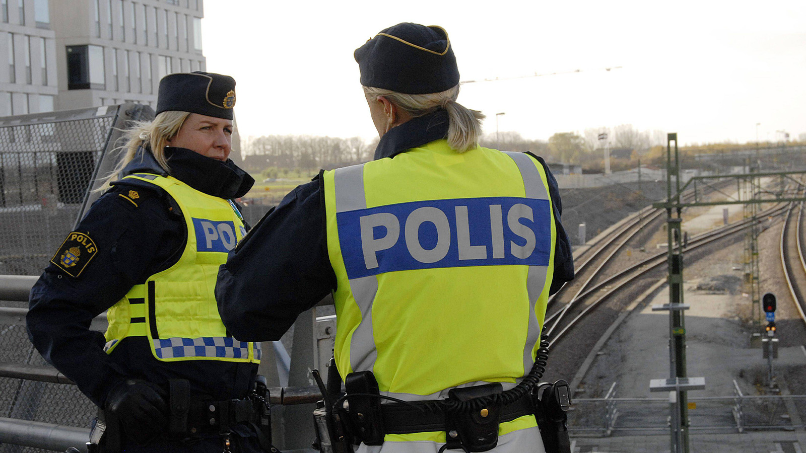 29 danska supportrar skickas hem från Skåne