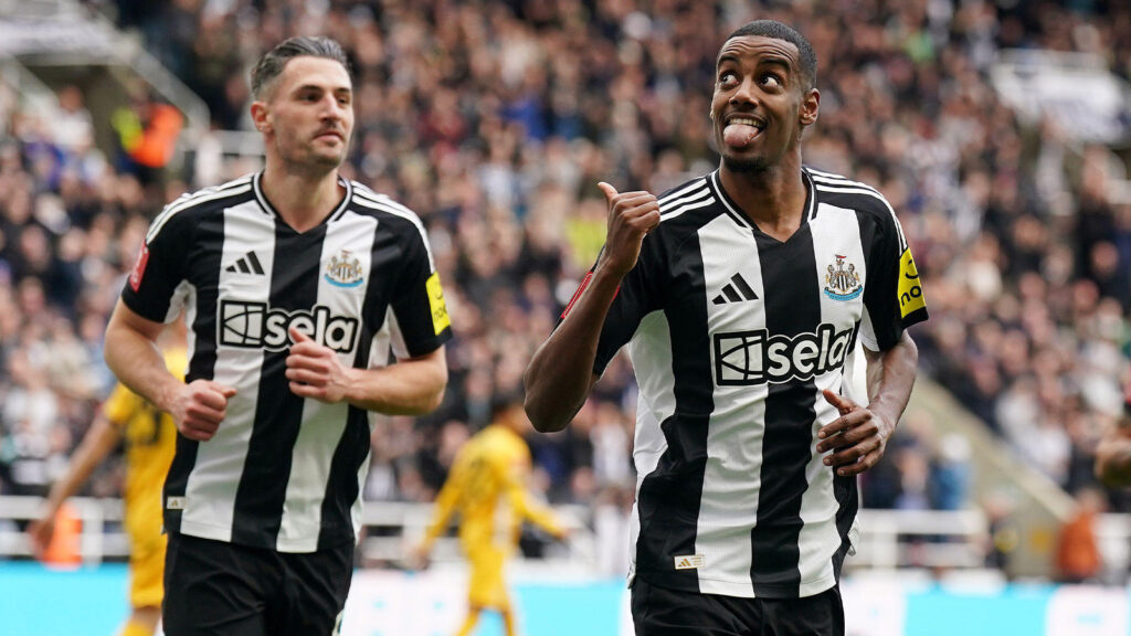 Alexander Isak jublar efter ett mål i Newcastle United. Foto: Alamy.