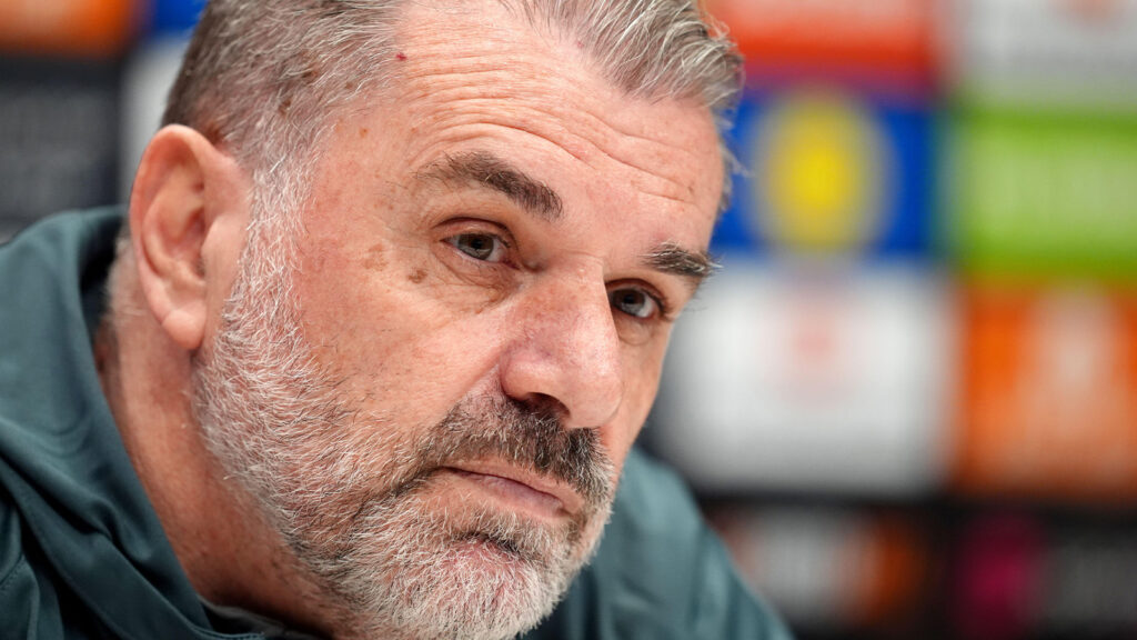 Arkivfoto daterat 12/03/25 på Ange Postecoglou. Nottingham Forest förväntas anställa den tidigare Tottenham-tränaren Ange Postecoglou som ersättare för Nuno Espírito Santo. Nuno fick sparken i måndags kväll efter att hans relation med ägaren Evangelos Marinakis försämrats.