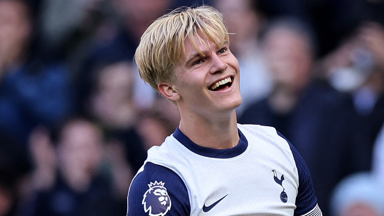 JUST NU: Bergvall startar för Tottenham