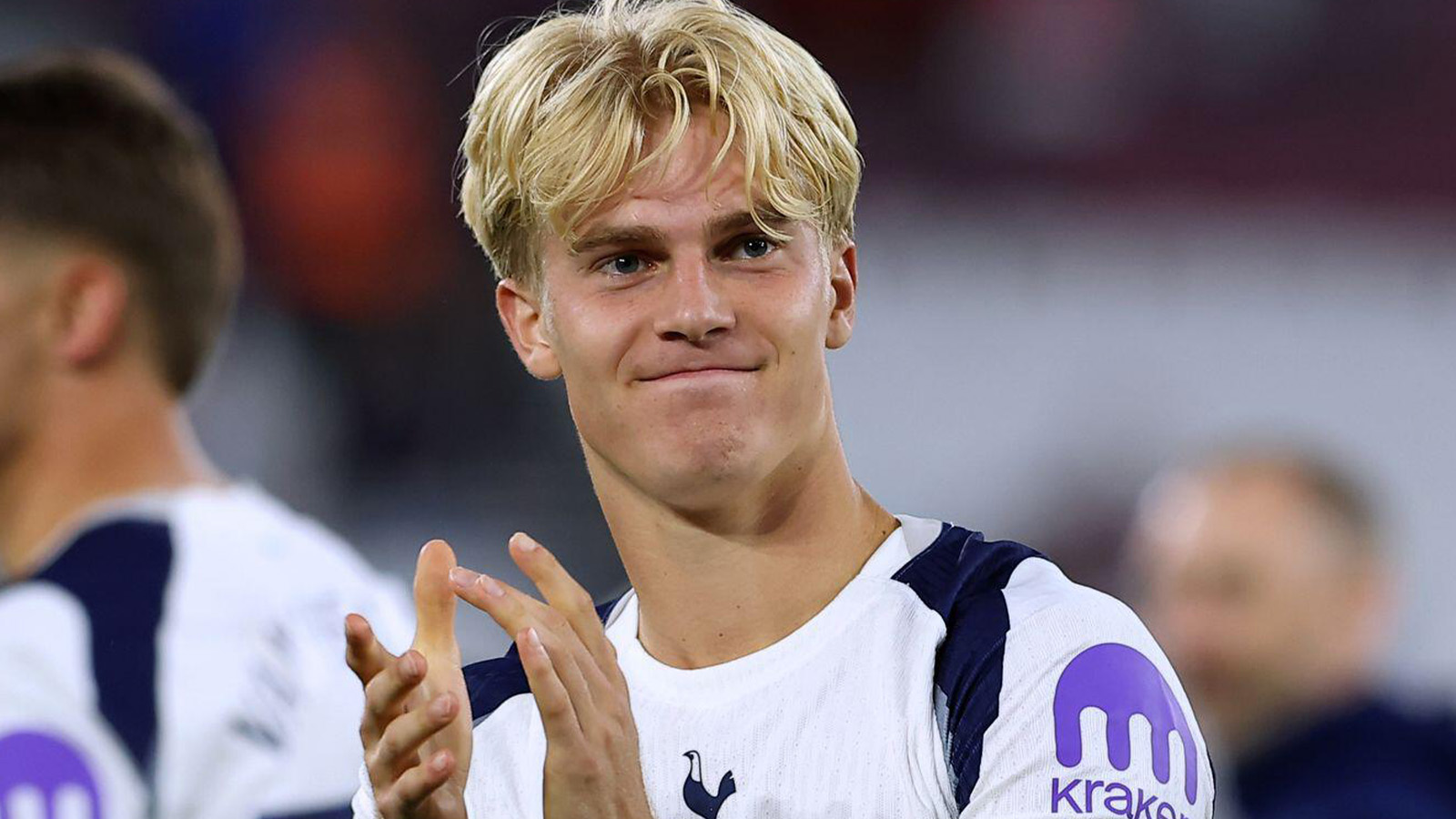 Lucas Bergvall utsedd till veckans spelare i Premier League