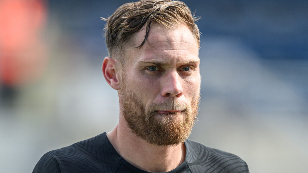 250529 FC Stockholms David Fällman inför fotbollsmatchen i Ettan norra mellan Gefle och FC Stockholm den 29 maj 2025 i Gävle.