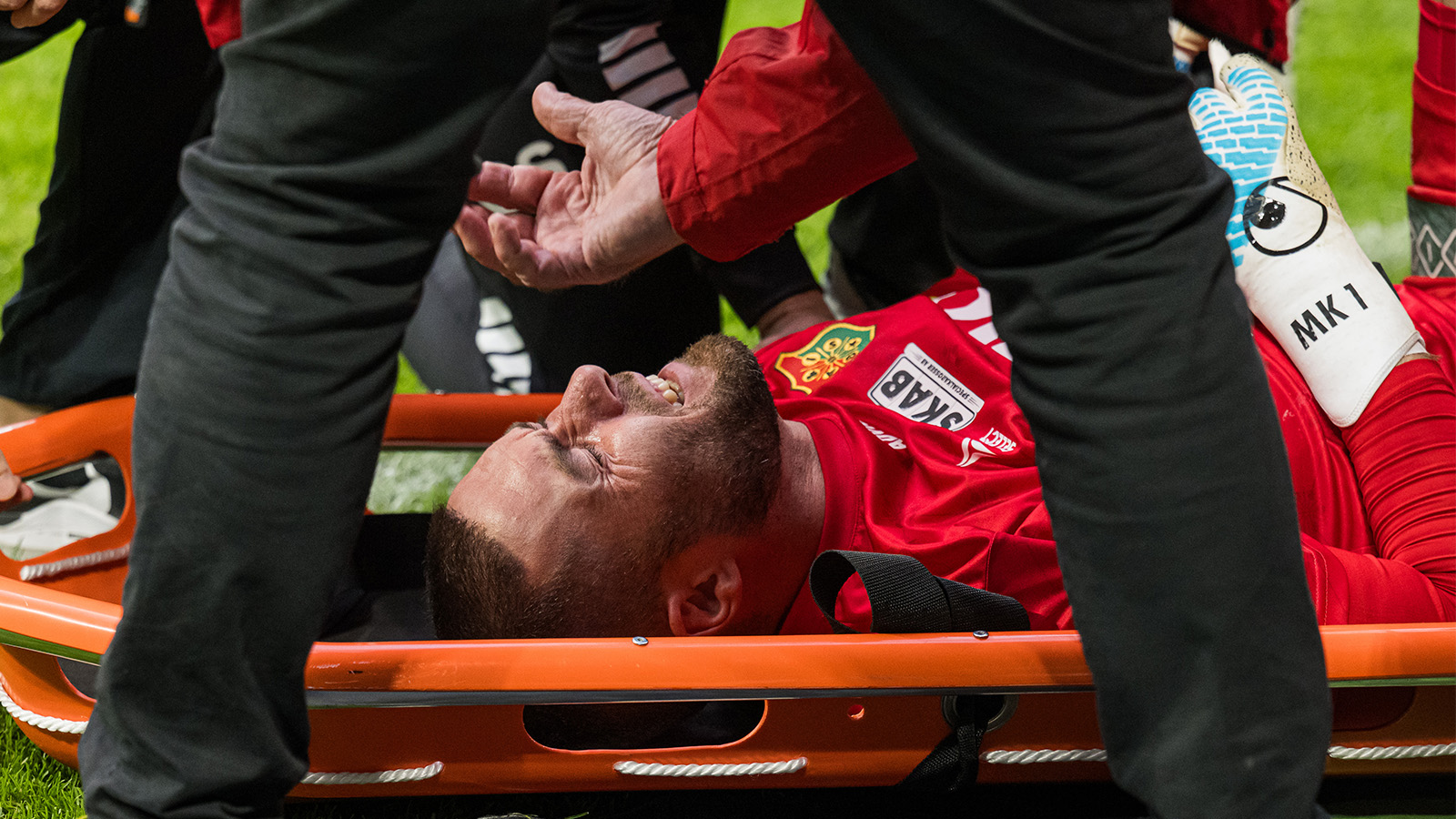 JUST NU: Tråkiga bilder i Solna – Krasniqi ut på bår