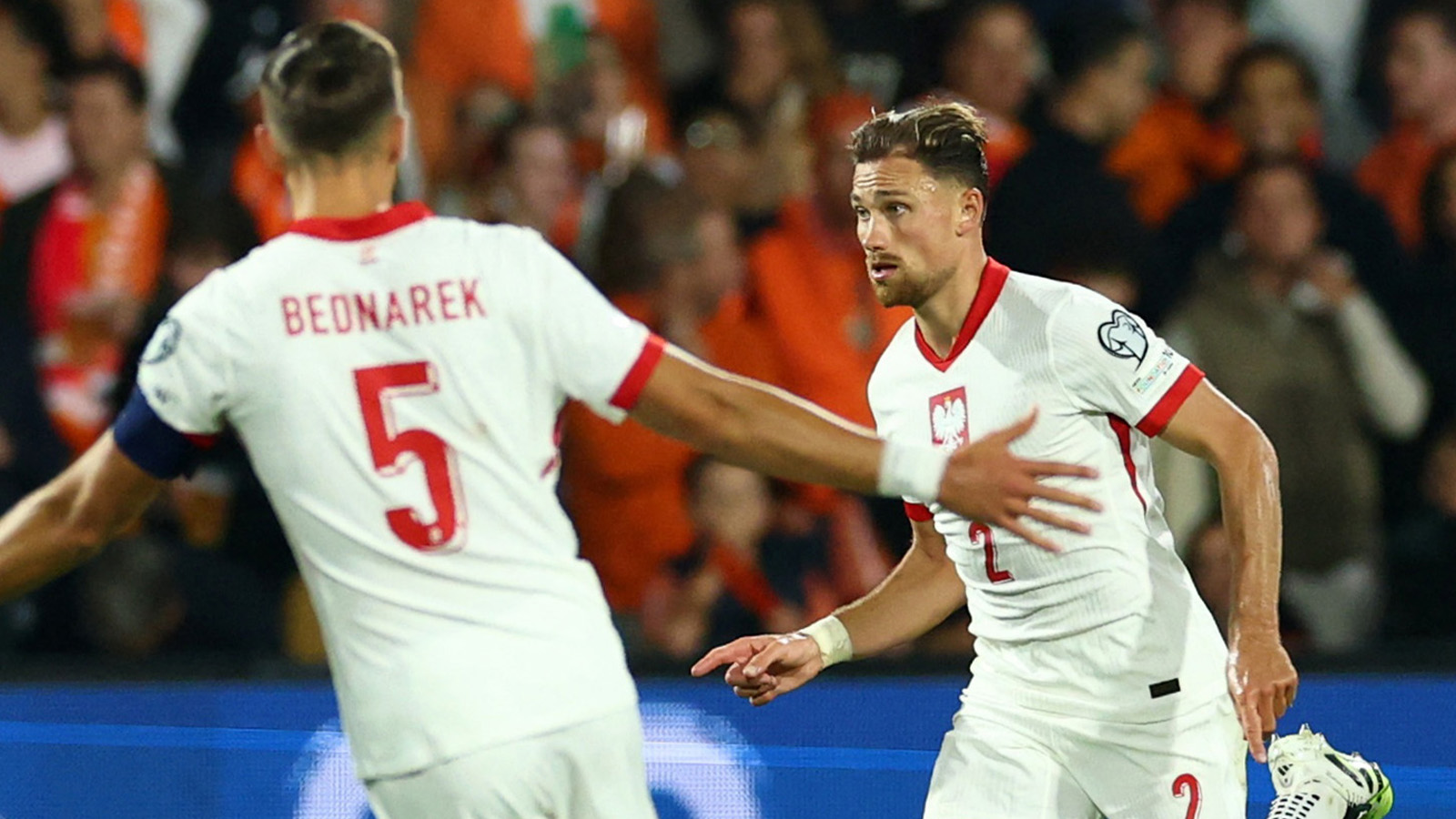 JUST NU: Matty Cash tar ledningen mot Finland
