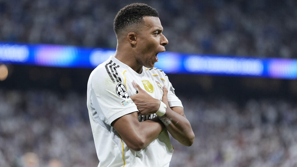 Kylian Mbappe från Real Madrid CF firar ett mål under UEFA Champions League-matchen, ligafasen, matchdag 1 mellan Real Madrid CF och Olympique de Marseille den 16 september 2025 på Santiago Bernabeu-stadion i Madrid, Spanien.