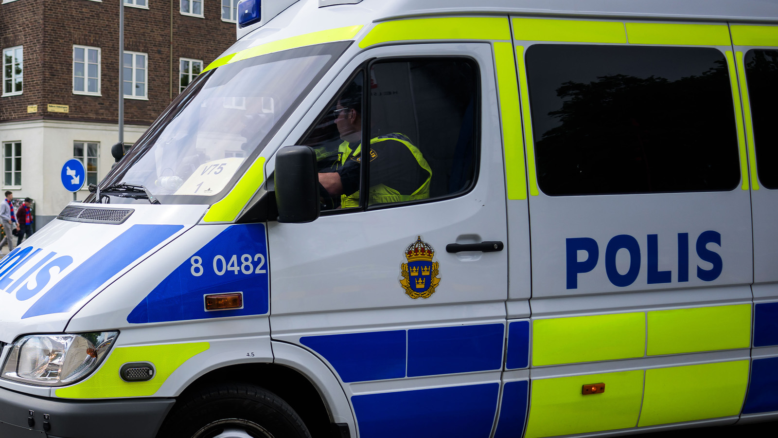 240526 Och Polis inför fotbollsmatchen i Superettan mellan Helsingborg och Landskrona den 26 maj 2024 i Helsingborg.
