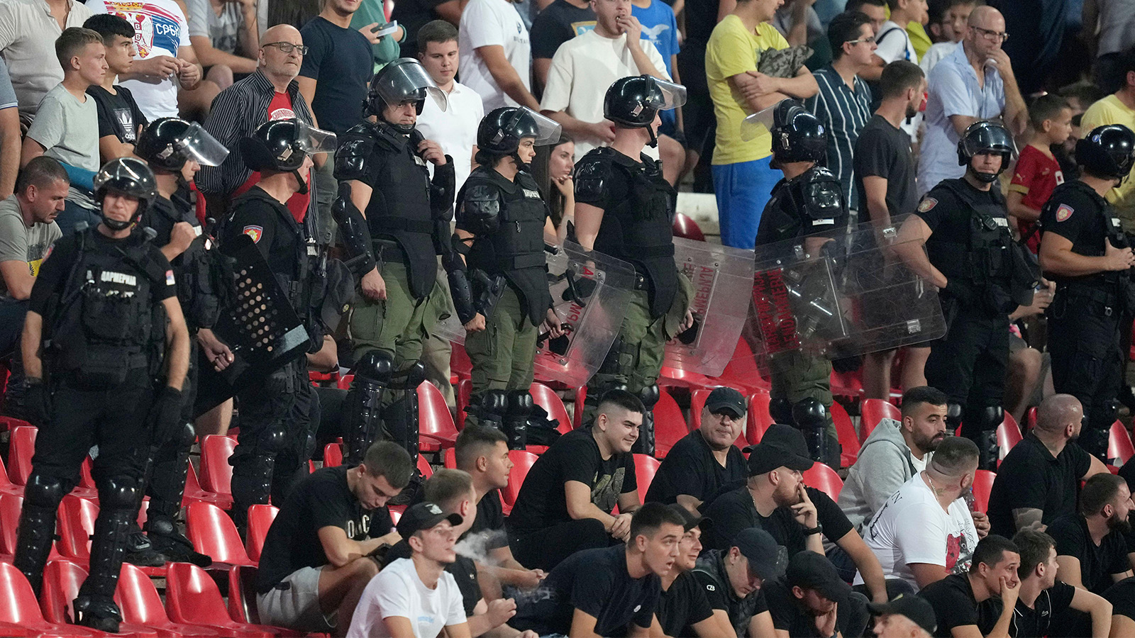 Uppgifter: Slagsmål i VM-kvalet på Stadion Rajko Mitić