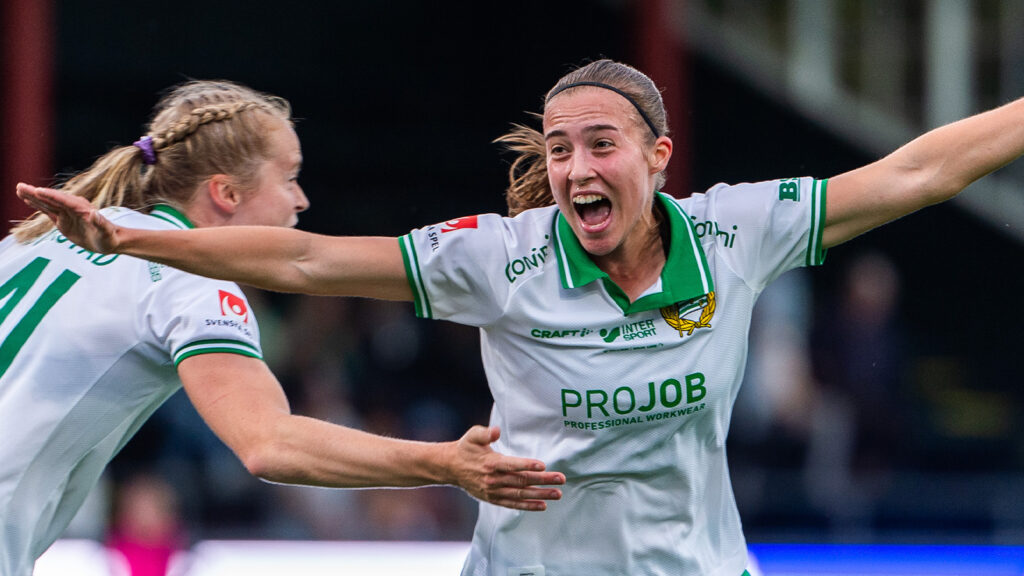 250812 Hammarbys Vilma Emilia Koivisto jublar efter 2-2 under fotbollsmatchen i Damallsvenskan mellan Rosengård och Hammarby den 12 augusti 2025 i Malmö.