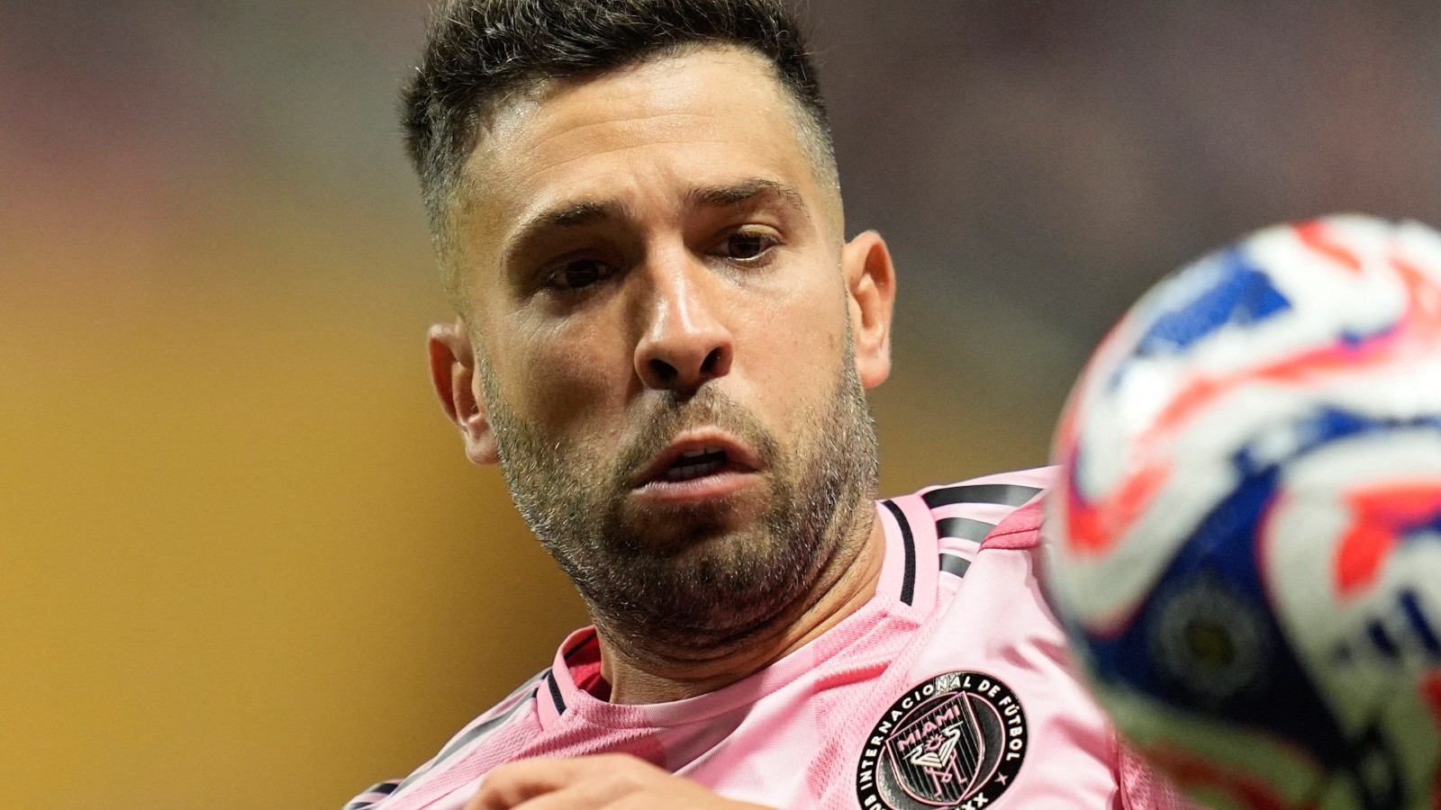 Klart: Jordi Alba lägger skorna på hyllan