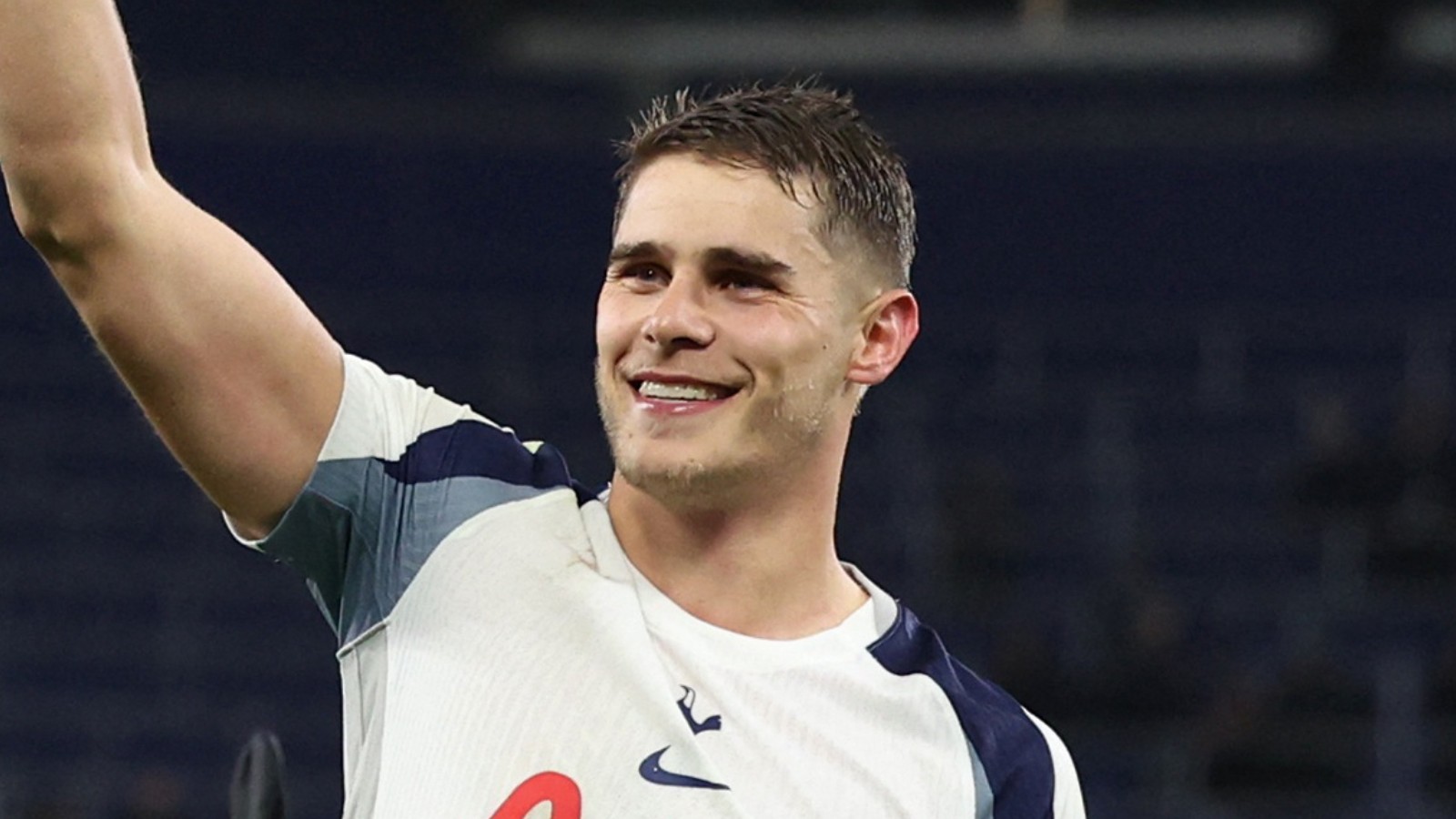 Uppgifter: Tottenham värderar stjärnan till rekordpengar