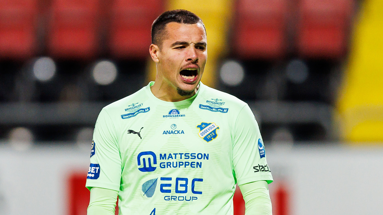 Officiellt: Oddevold förlänger med Ibrahimovic