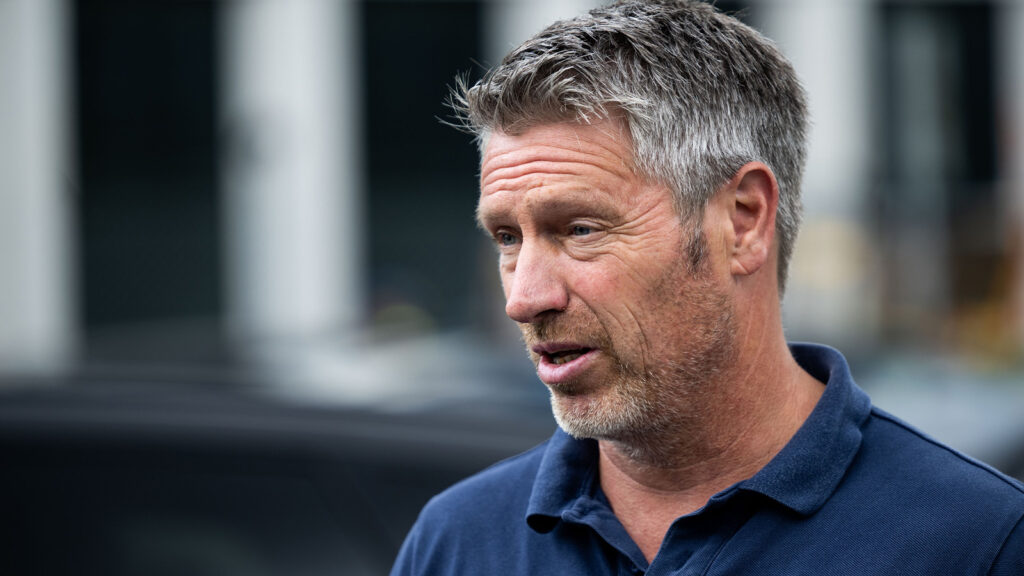 240718 AIKs sportchef Thomas Berntsen efter en träning med AIK den 18 juli 2024 i Stockholm.