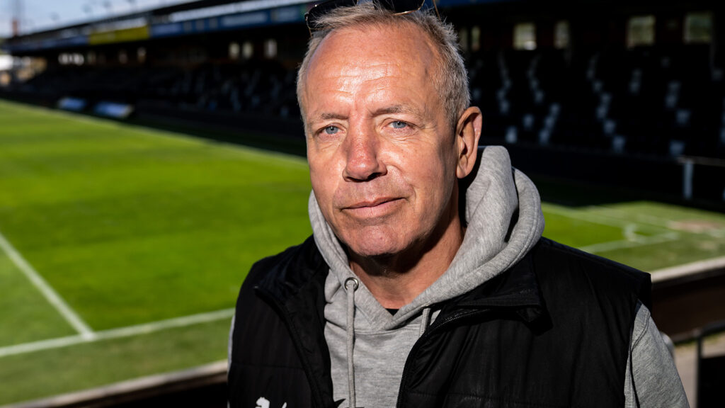 230517 Mjällbys sportchef Hasse Larsson poserar för ett porträtt inför finalen i Svenska Cupen mellan Mjällby och Häcken den 17 maj 2023 i Hällevik.