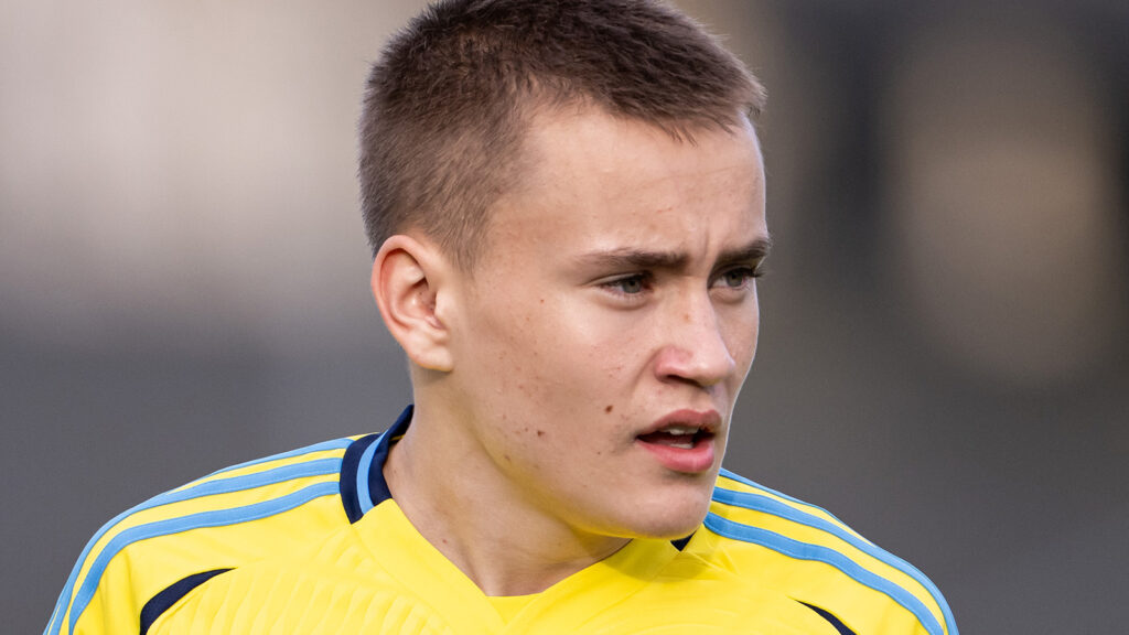 250411 Nikolas Jovanovic från Sverige under fotbollsmatchen i Future Team-turneringen för under 17 mellan Sverige och Belgien den 11 april 2025 i Borås.