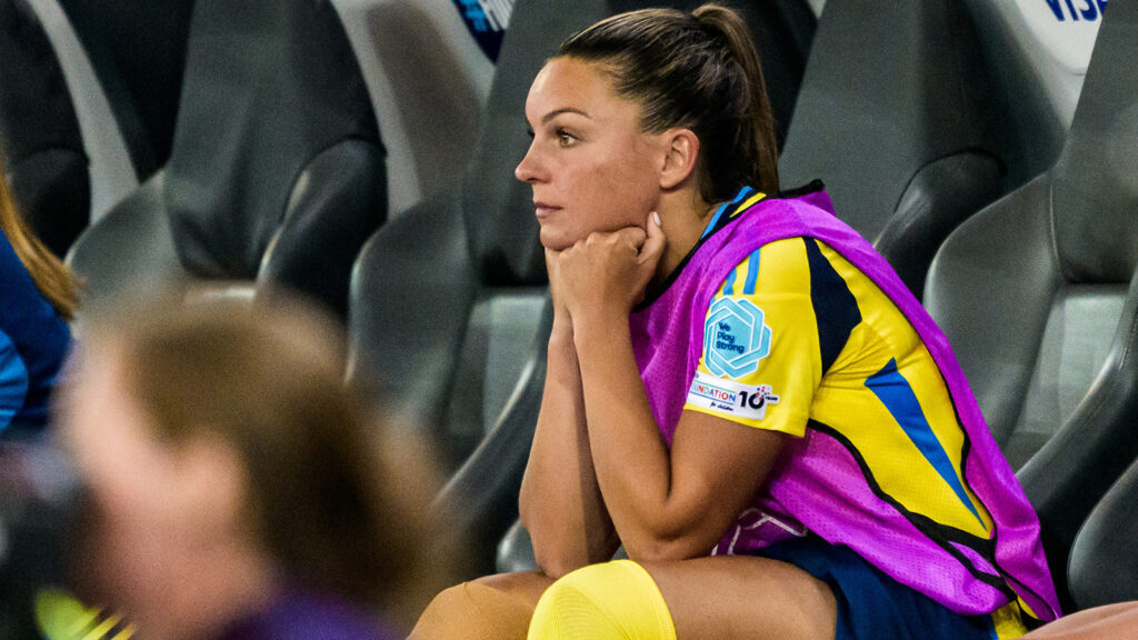 250717 Johanna Rytting Kaneryd från Sverige under UEFA Women's Euro 2025-kvartsfinalen i fotboll mellan Sverige och England den 17 juli 2025 i Zürich.