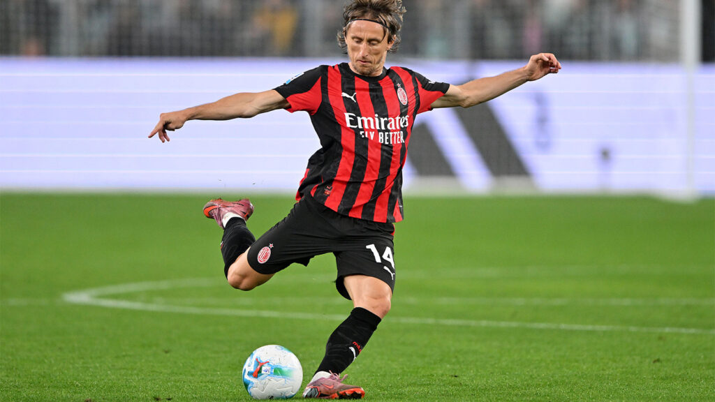 Turin, Italien. 5 oktober 2025. Luka Modric från AC Milan under Serie A-matchen mellan Juventus FC och AC Milan på Allianz Stadium den 5 oktober 2025 i Turin, Italien.