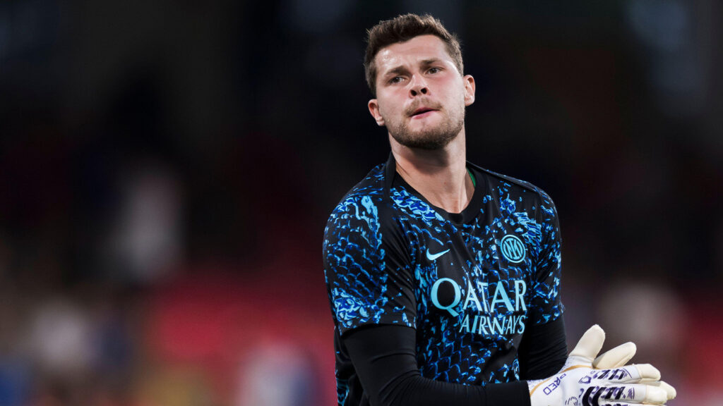 Josep Martinez från FC Internazionale ser på inför vänskapsmatchen i fotboll mellan AC Monza och FC Internazionale.