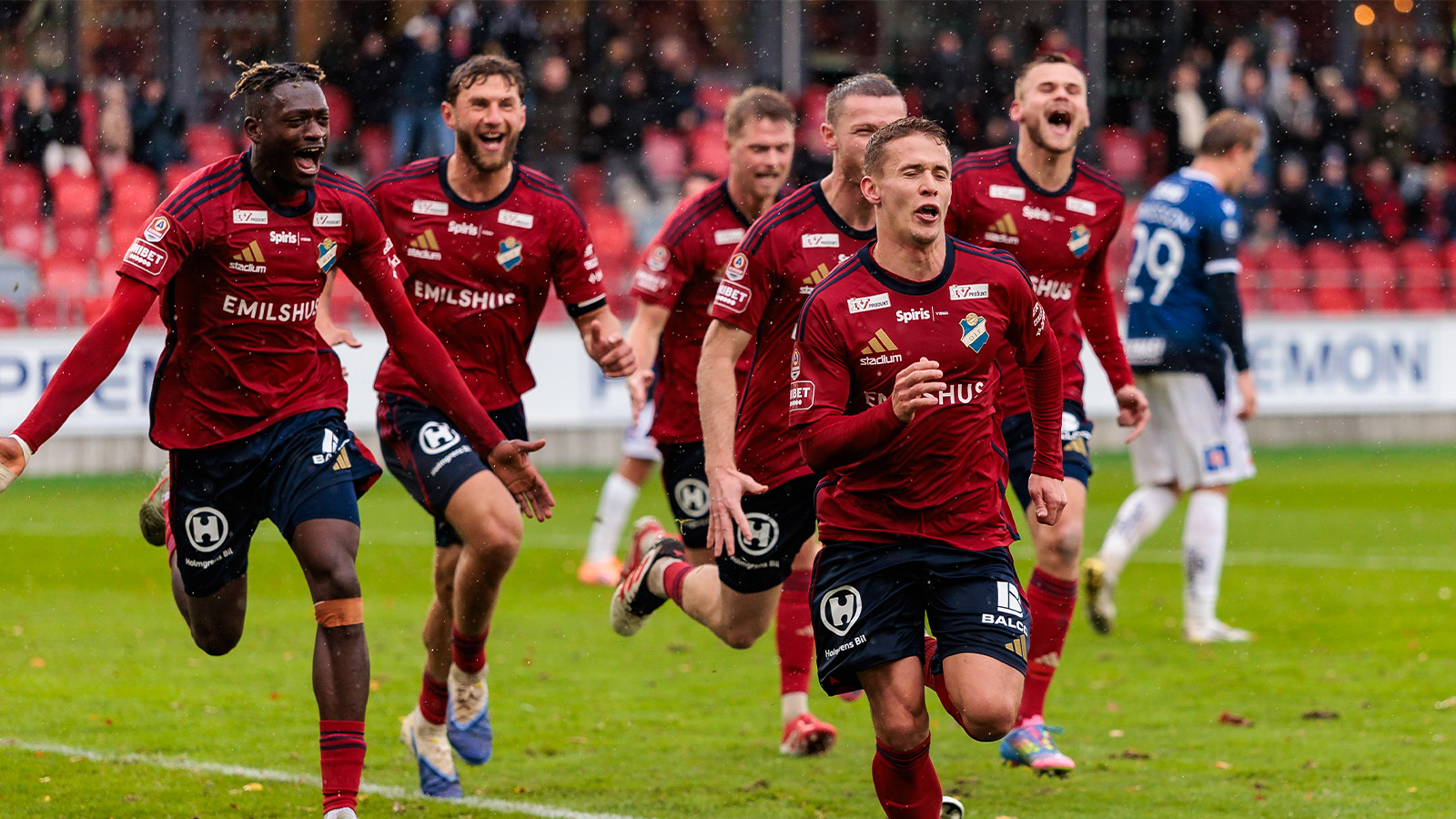 JUST NU: Öster tog viktiga poäng i bottenmötet