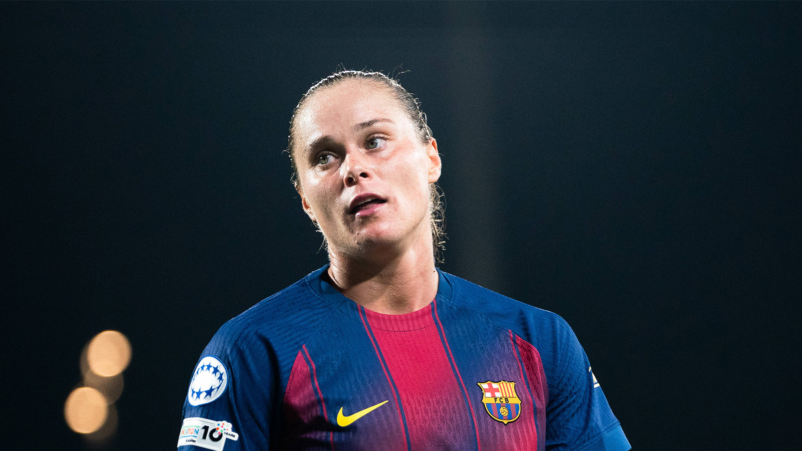 Barcelonas oro: Pajor klev av med knäskada