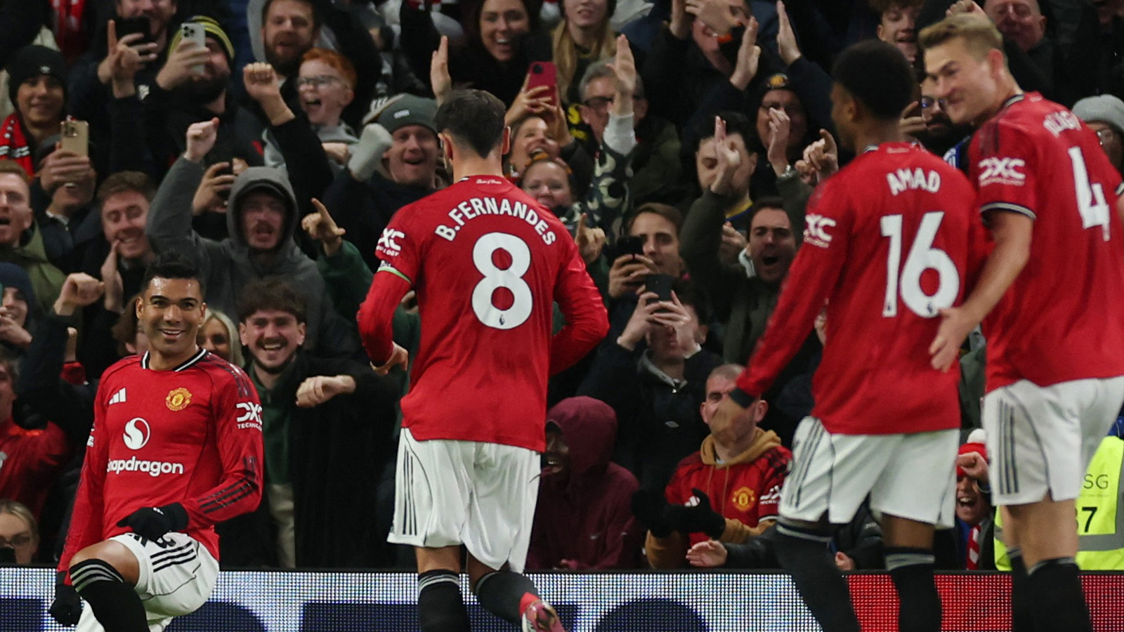 Manchester United tog ny seger – Ayari olycklig vid mål