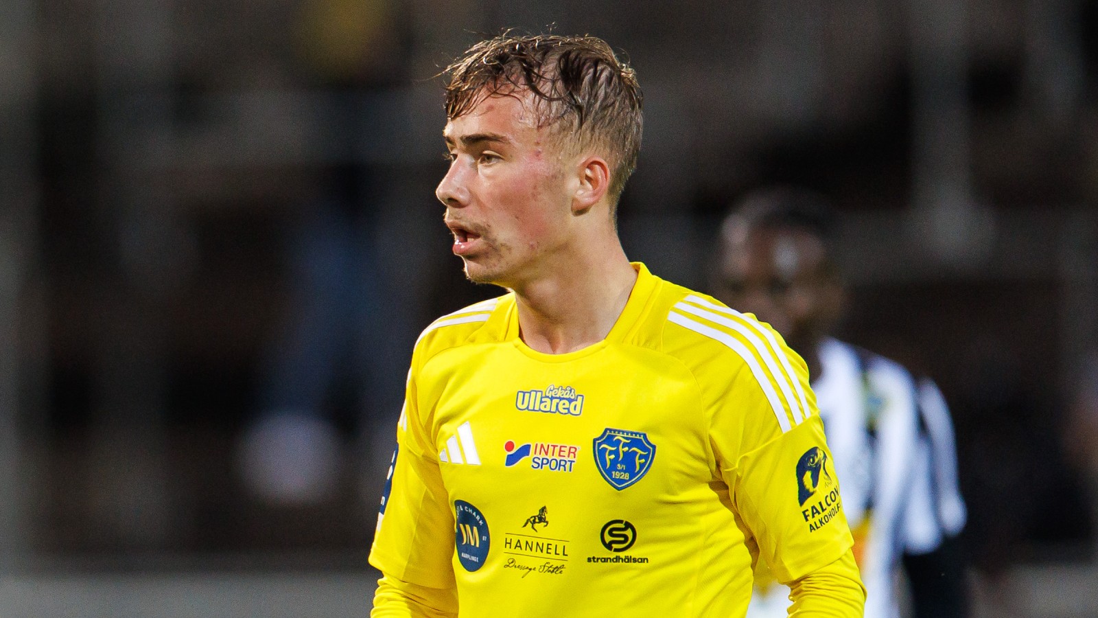 Klart: Mittfältaren lämnar Falkenbergs FF