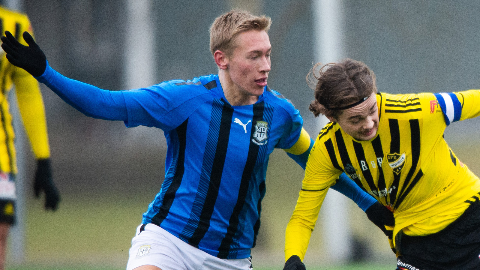 Uppgifter: Mjällby och Gais jagar 22-årig mittfältare